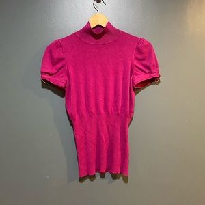 4/$25 Express Magenta Pink Fitted Sweater sz M